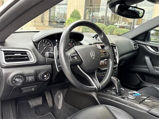 2022 Maserati Ghibli Modena Q4