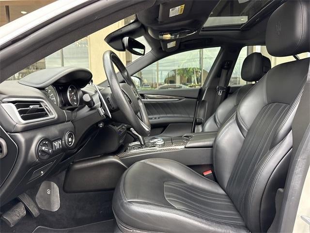 2022 Maserati Ghibli Modena Q4