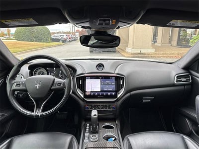 2022 Maserati Ghibli Modena Q4