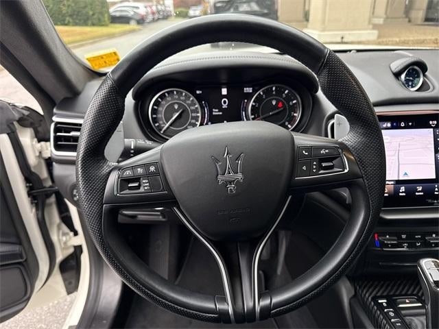 2022 Maserati Ghibli Modena Q4