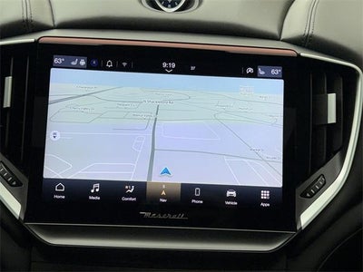 2022 Maserati Ghibli Modena Q4