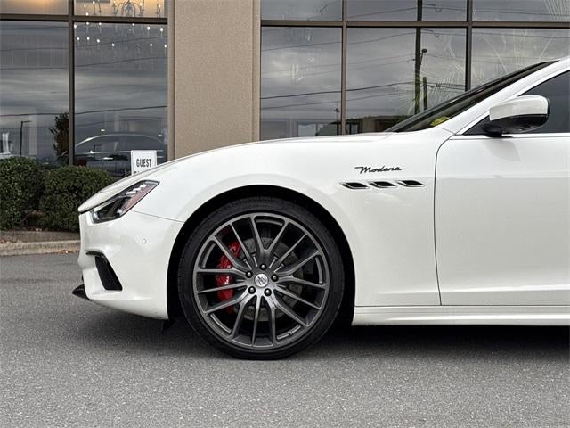 2022 Maserati Ghibli Modena Q4